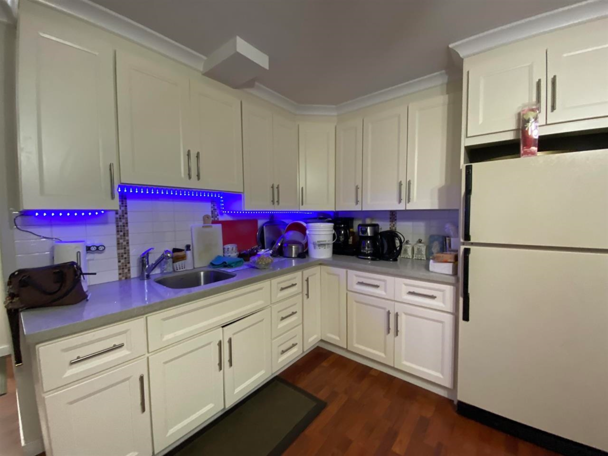 Office / Den Photo of 15024 96 Avenue, Surrey, BC