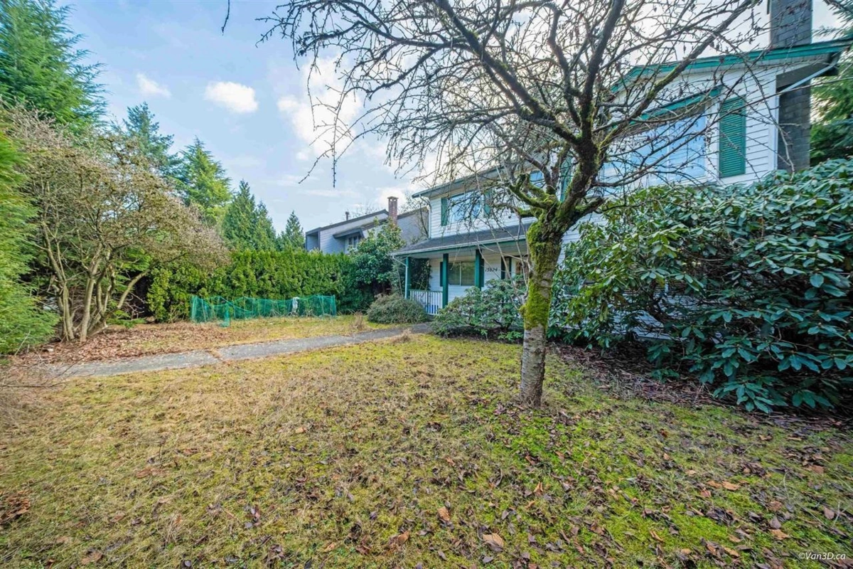 Outdoor Deck Photo of 15024 96 Avenue, Surrey, BC