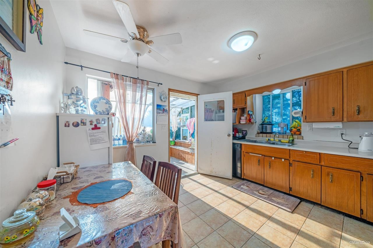 Pantry Photo of 15024 96 Avenue, Surrey, BC