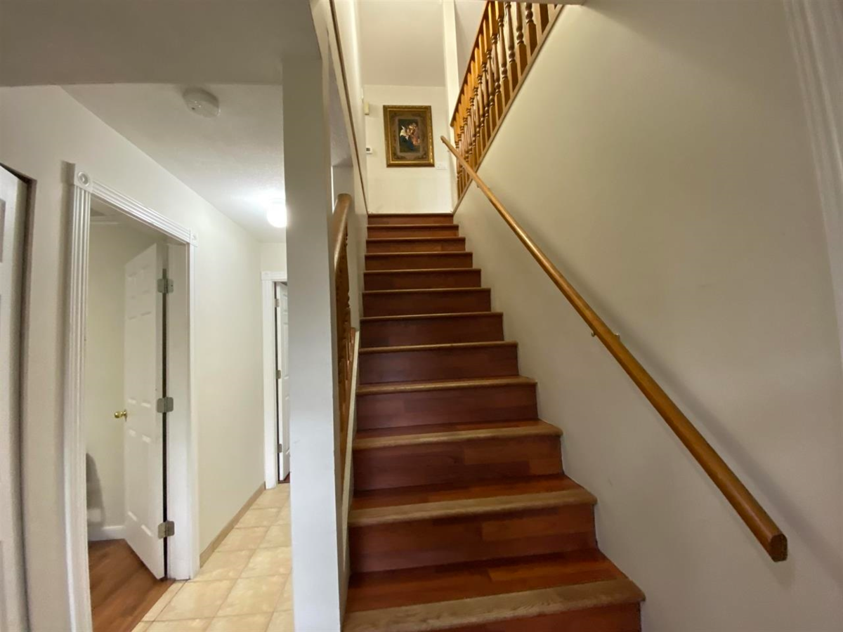 Powder Room Photo of 15024 96 Avenue, Surrey, BC