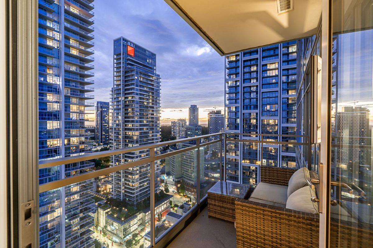 Guest Bathroom Photo of 2910 4688 Kingsway, Burnaby, BC