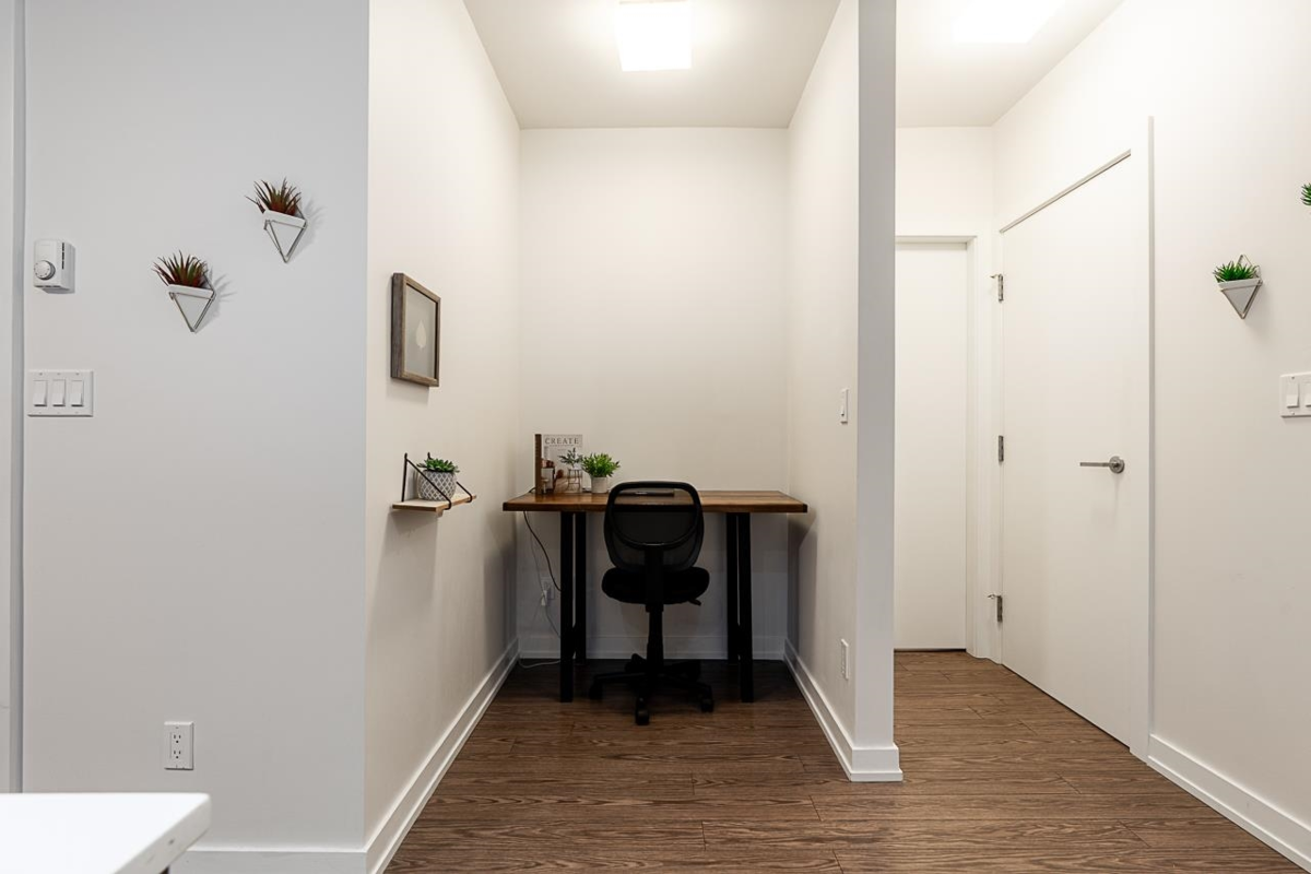 Primary Bedroom Photo of 2910 4688 Kingsway, Burnaby, BC