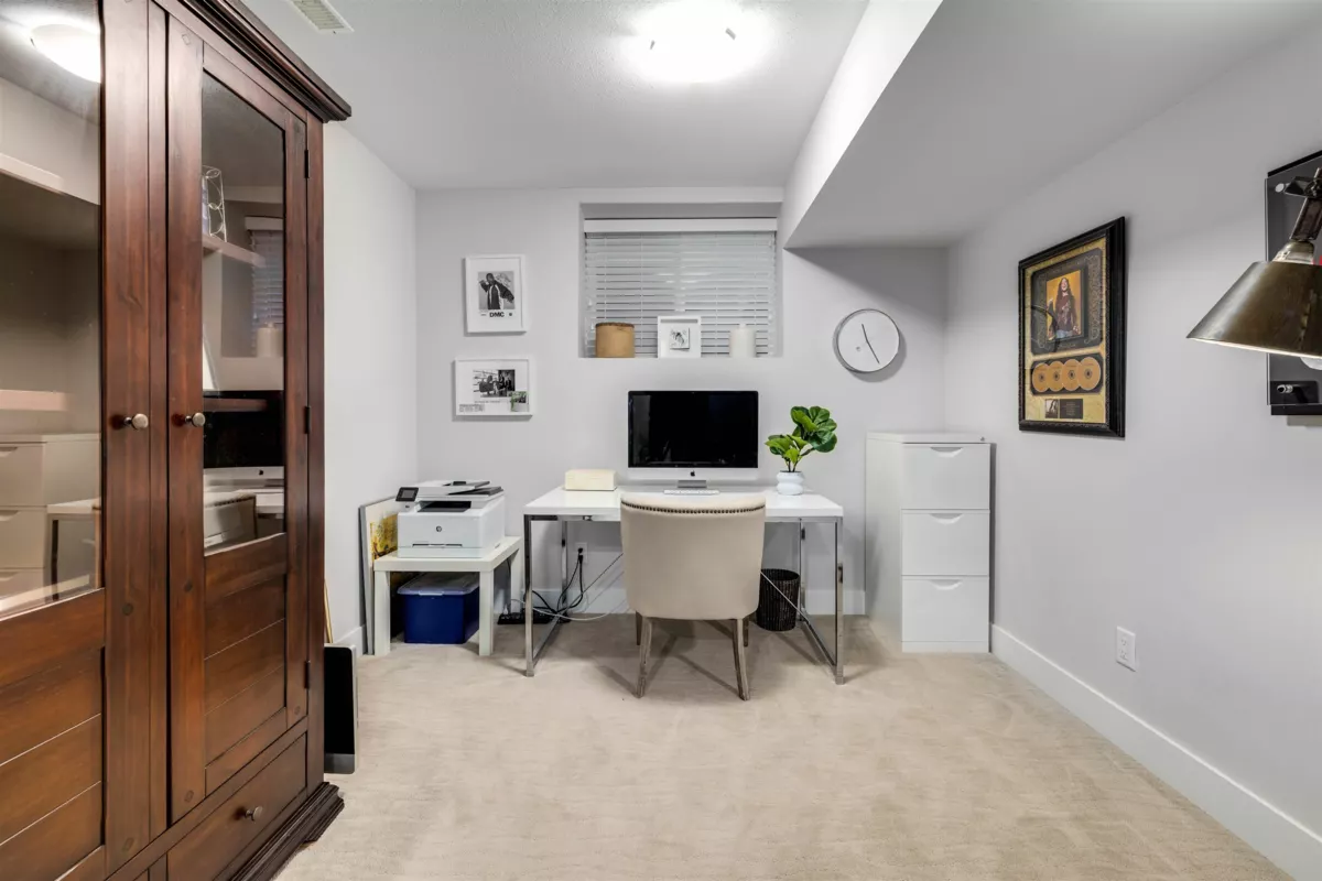 Backyard Photo of 2115 166 Street, Surrey, BC