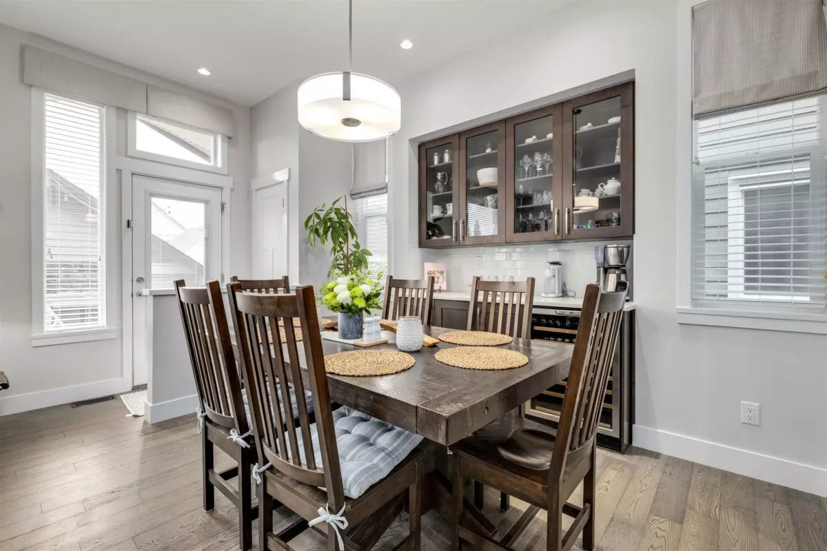Breakfast Nook Photo of 2115 166 Street, Surrey, BC