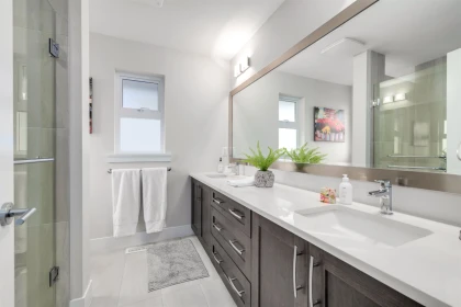 Basement Recreation Room Photo of 2115 166 Street, Surrey, BC