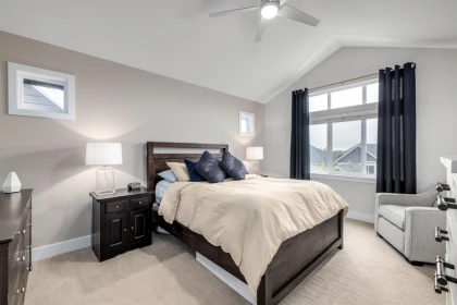Office / Den Photo of 2115 166 Street, Surrey, BC