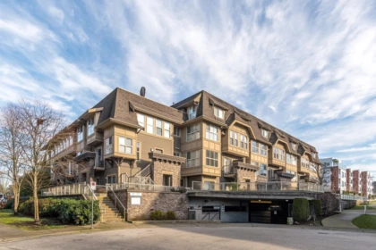 Fitness Center Photo Near 208 2110 Rowland Street, Port Coquitlam, BC
