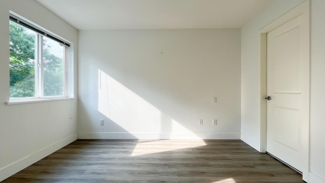 Basement Recreation Room Photo of 312 7000 21 Avenue, Burnaby, BC