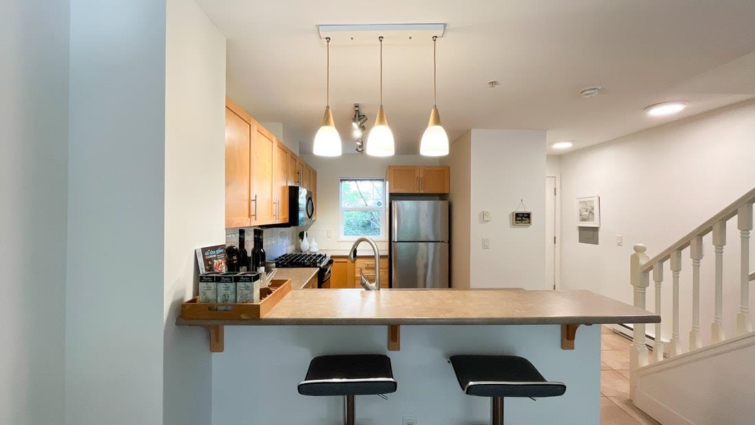 Breakfast Nook Photo of 312 7000 21 Avenue, Burnaby, BC