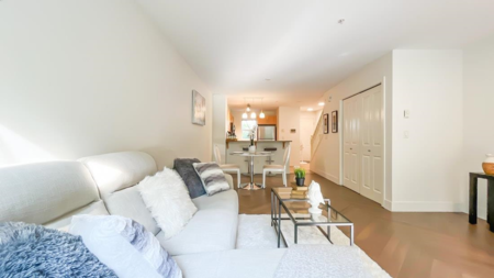 312 7000 21 Avenue, Burnaby, BC