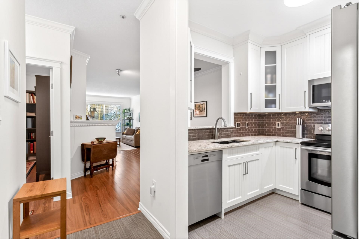 Kitchen Island Photo of 220 2995 Princess Crescent, Coquitlam, BC