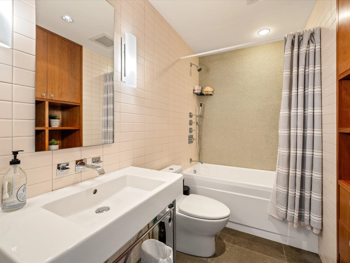 Breakfast Nook Photo of 20 2301 Taluswood Place, Whistler, BC