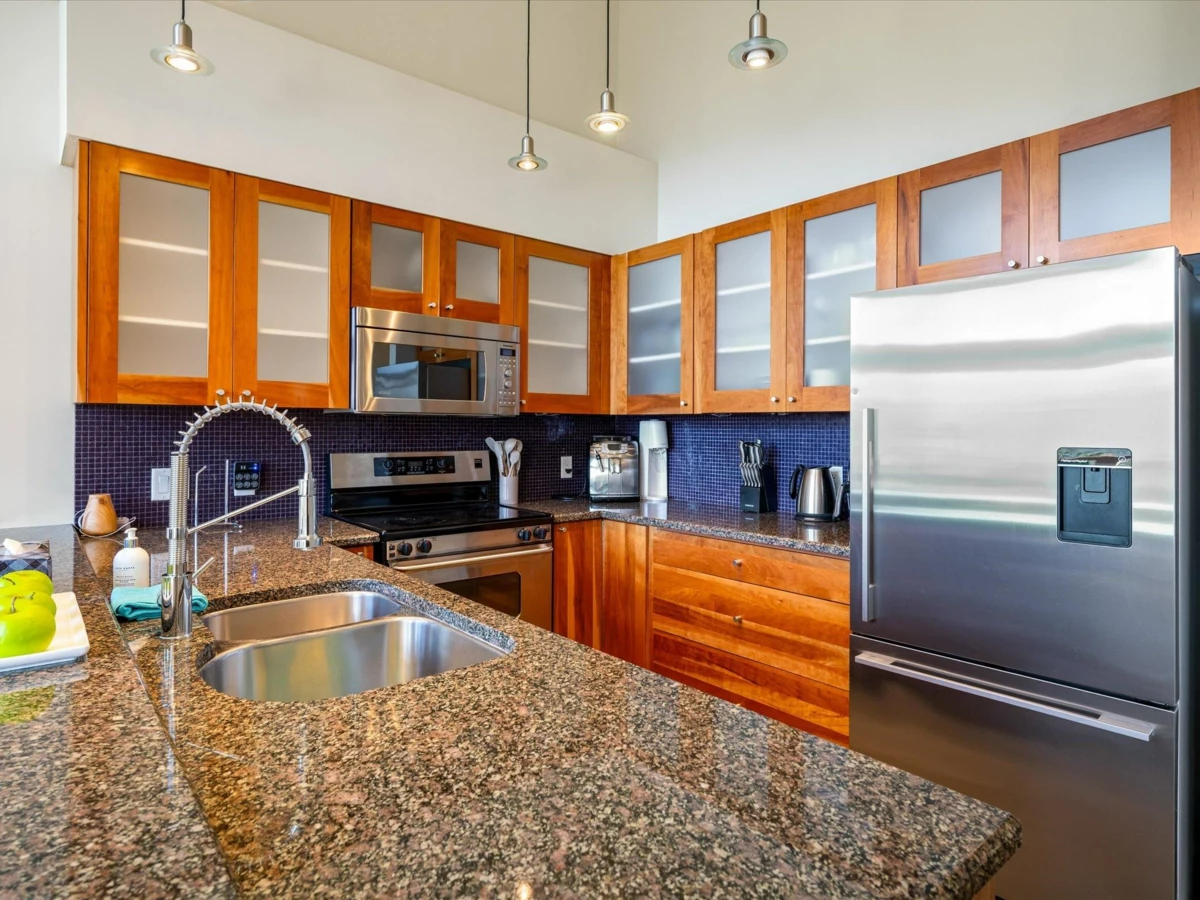 Kitchen Island Photo of 20 2301 Taluswood Place, Whistler, BC