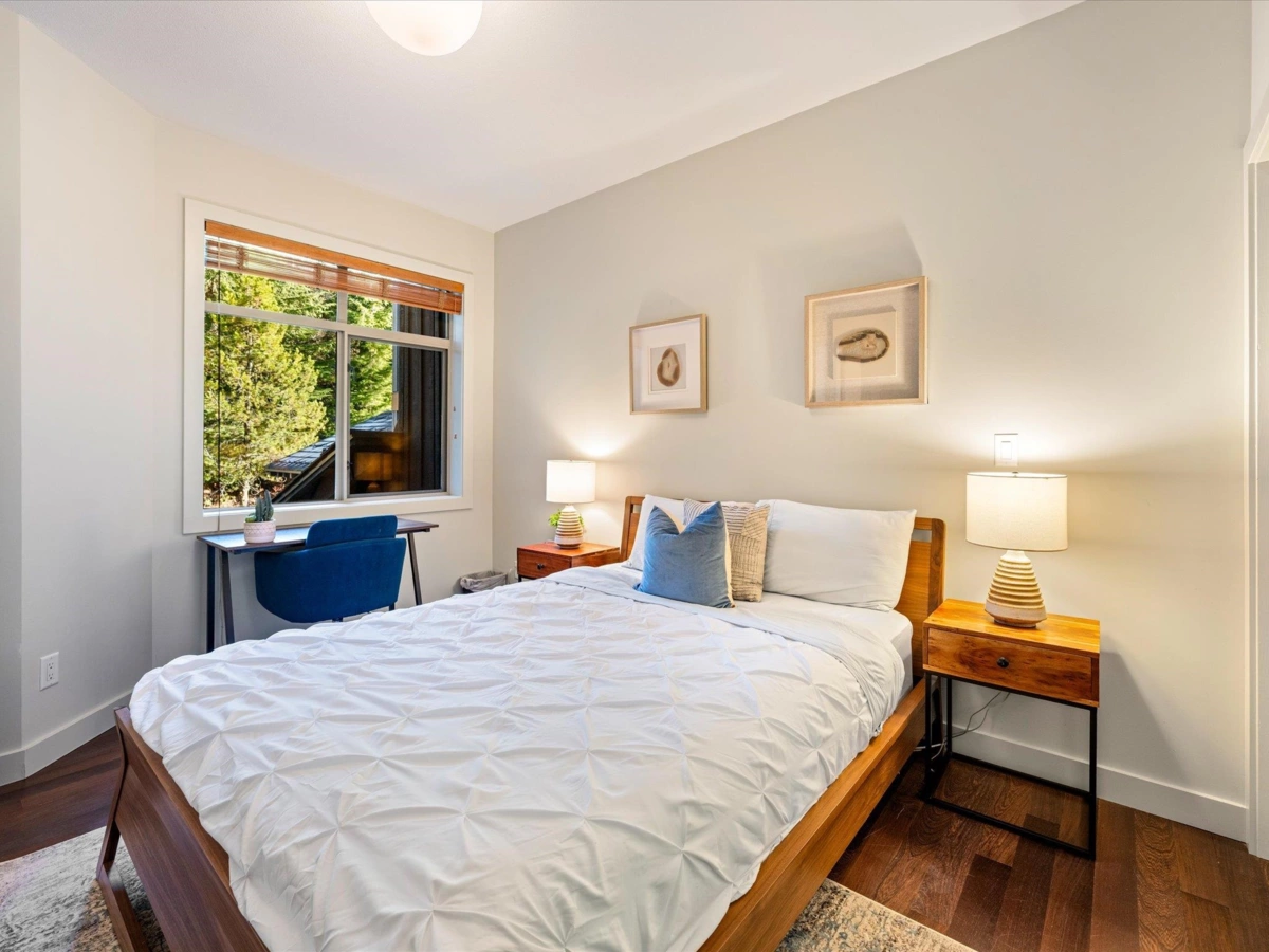 Primary Bathroom Photo of 20 2301 Taluswood Place, Whistler, BC