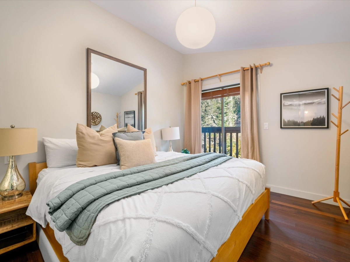 Walk-In Closet Photo of 20 2301 Taluswood Place, Whistler, BC