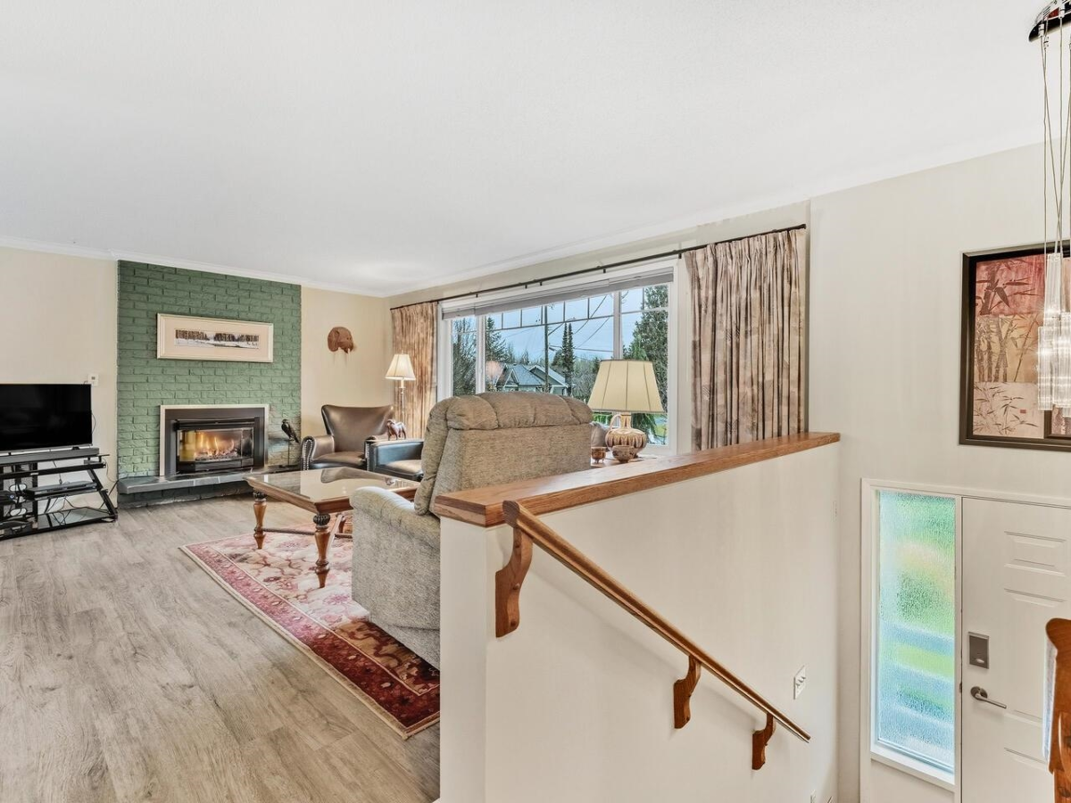 Living Room Photo of 8884 Hadden Street, Langley, BC