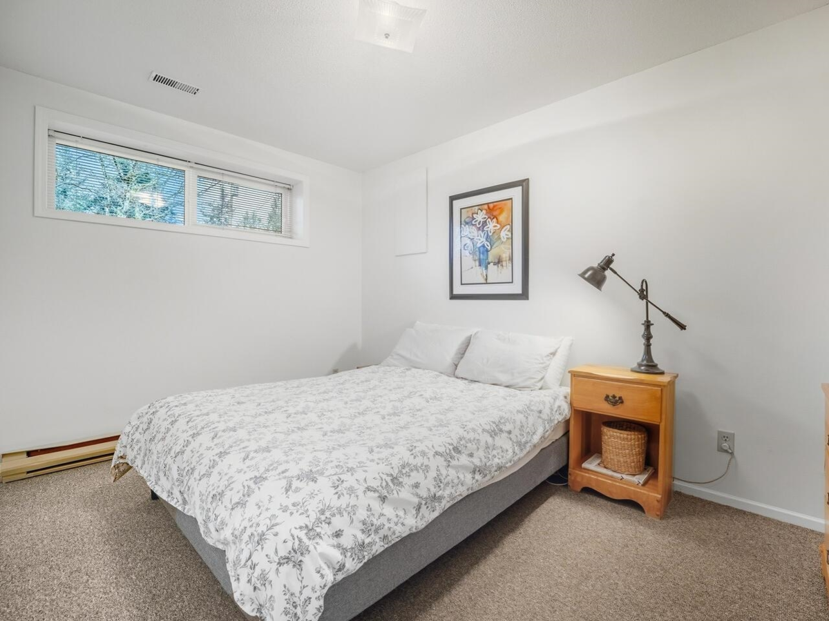 Mudroom Photo of 8884 Hadden Street, Langley, BC