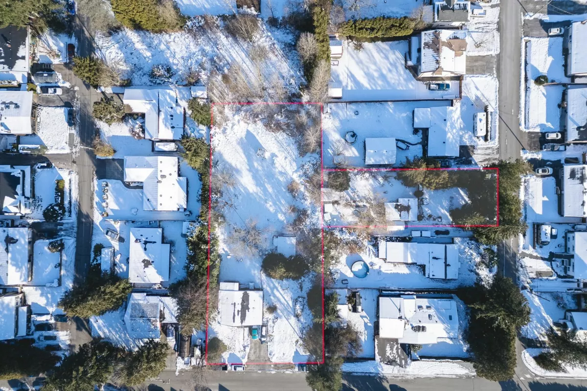Living Room Photo of 11821 Glenhurst Street, Maple Ridge, BC