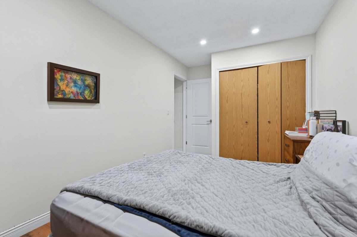 Laundry Room Photo of 10014 156 Street, Surrey, BC