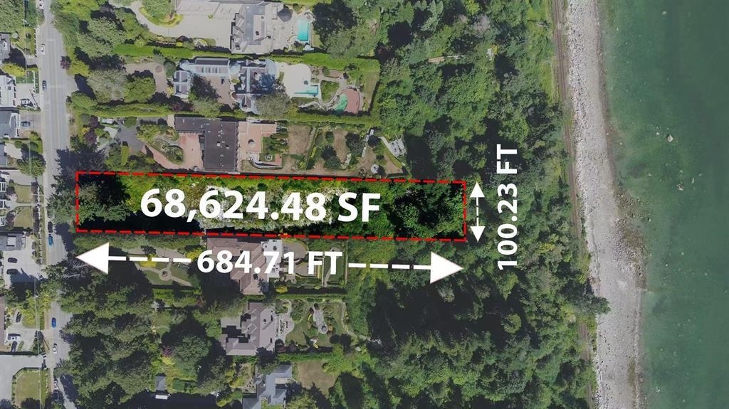 Dining Area Photo of 13752 Marine Drive, White Rock, BC