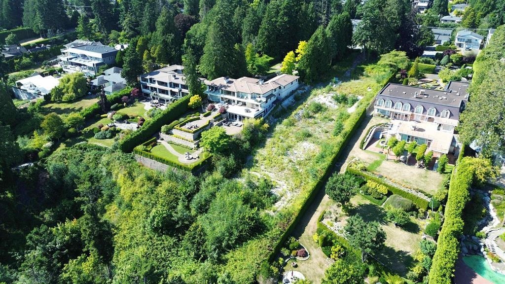 Pantry Photo of 13752 Marine Drive, White Rock, BC