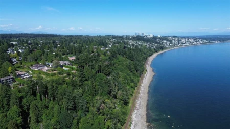Playground / Recreational Area Near 13752 Marine Drive, White Rock, BC