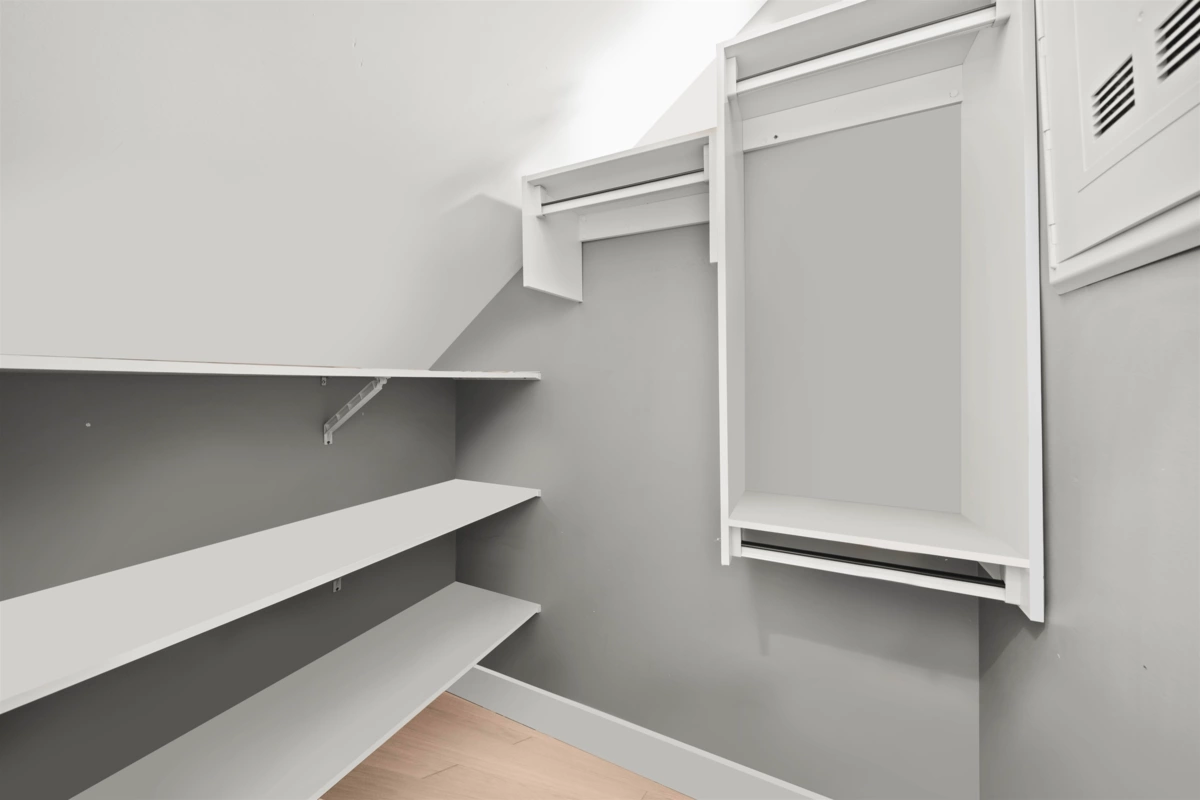 Loft / Bonus Room Photo of 1419 E 1st Avenue, Vancouver, BC