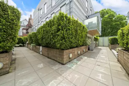 1419 E 1st Avenue, Vancouver, BC