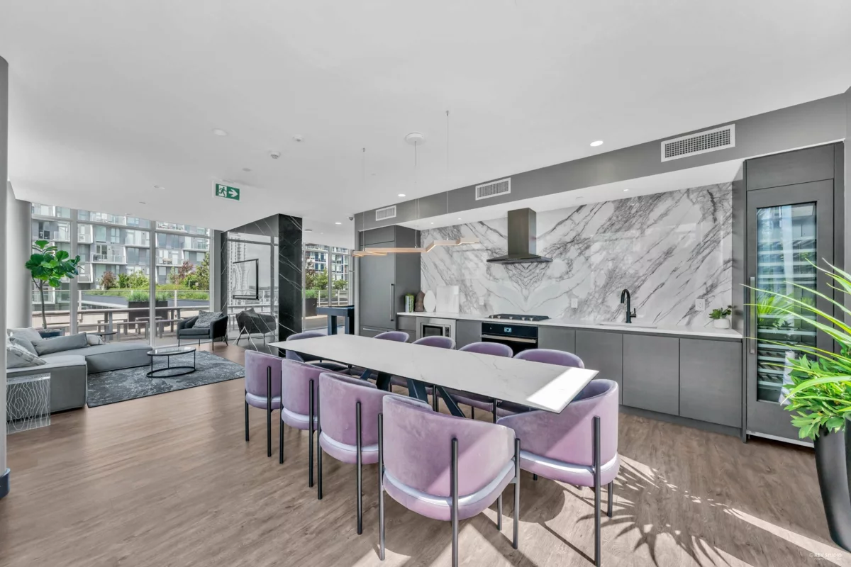 Garden / Landscaping Photo of 2306 3538 Sawmill Crescent, Vancouver, BC