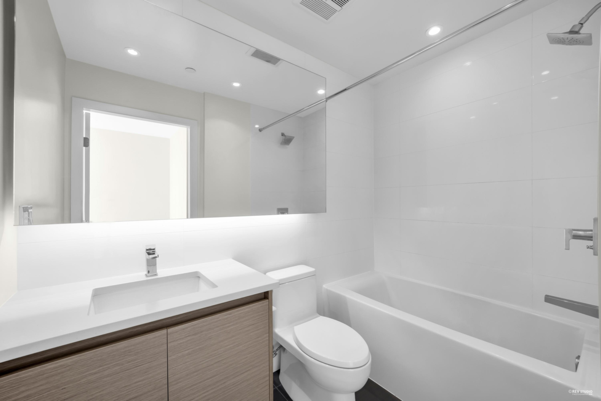 Guest Bathroom Photo of 2306 3538 Sawmill Crescent, Vancouver, BC