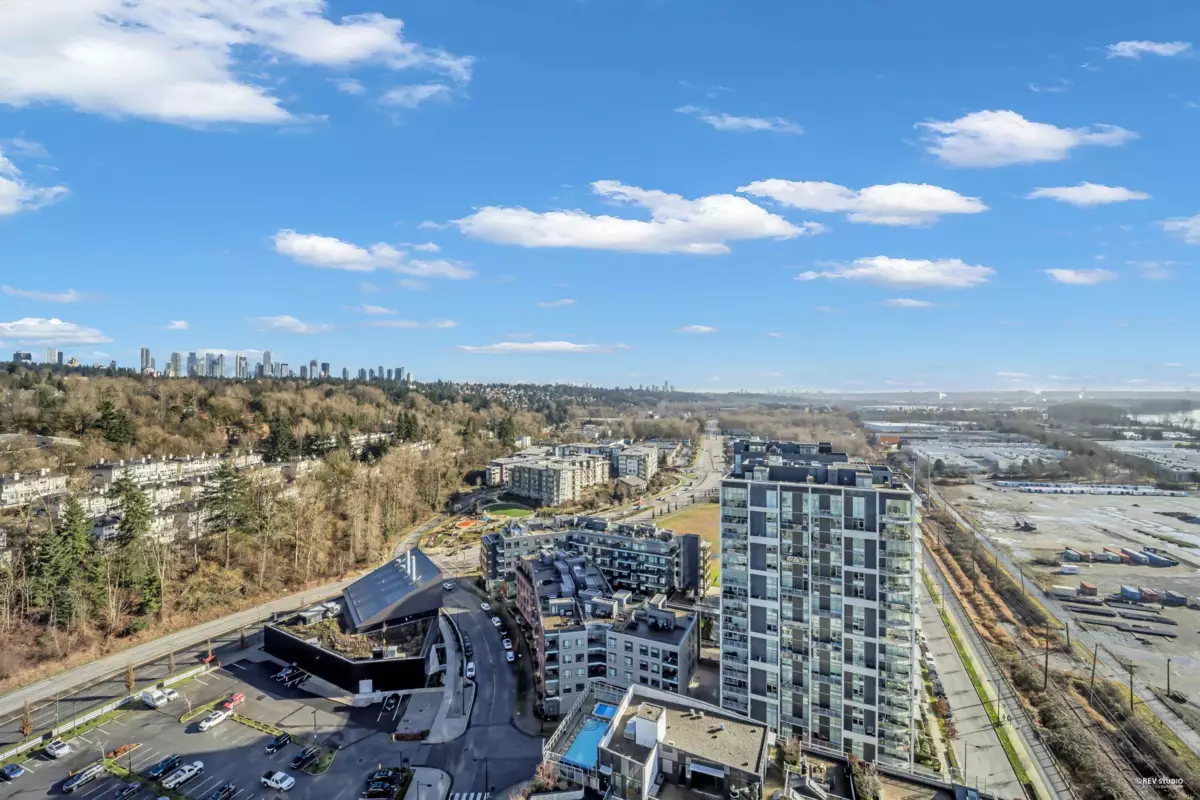 Hallway Photo of 2306 3538 Sawmill Crescent, Vancouver, BC