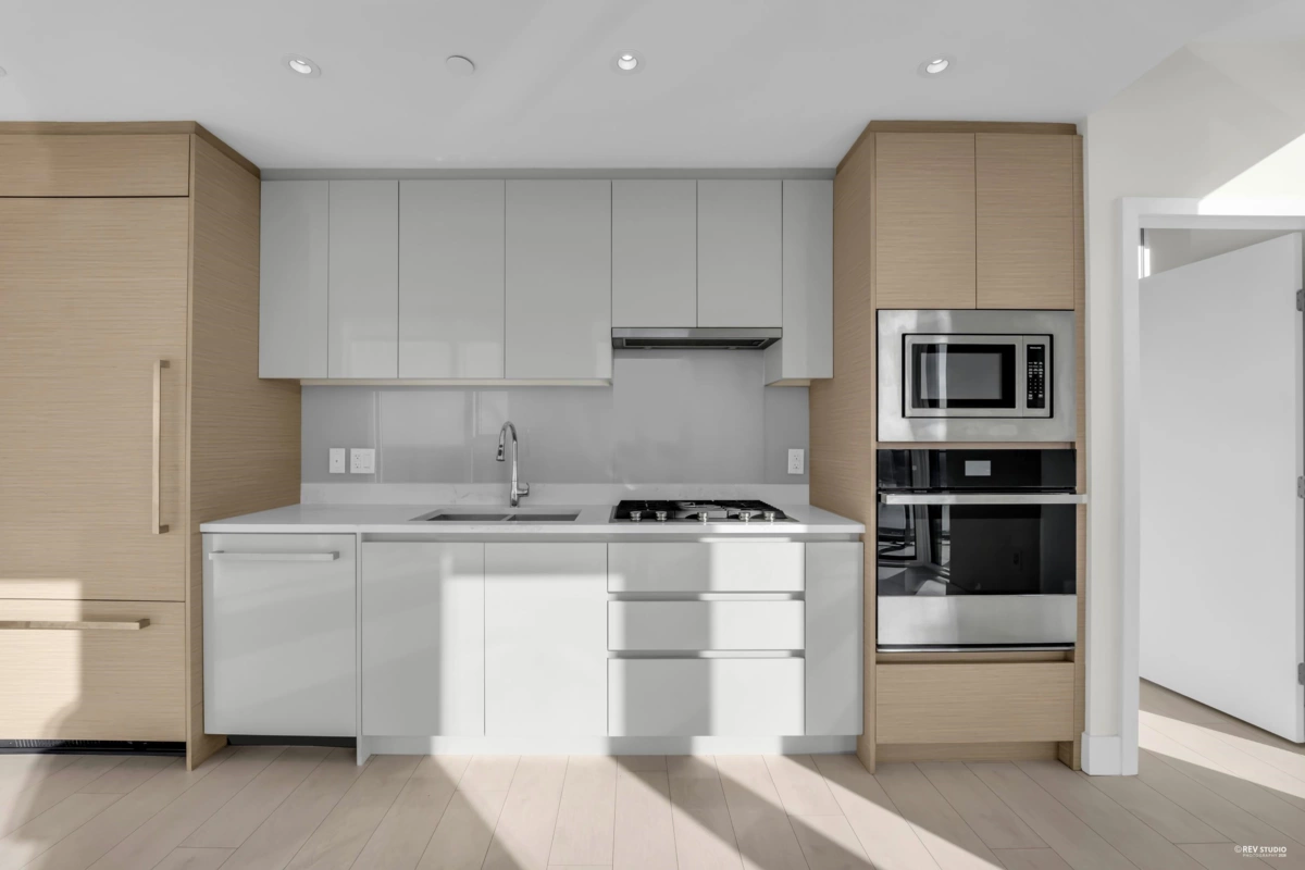 Kitchen Island Photo of 2306 3538 Sawmill Crescent, Vancouver, BC