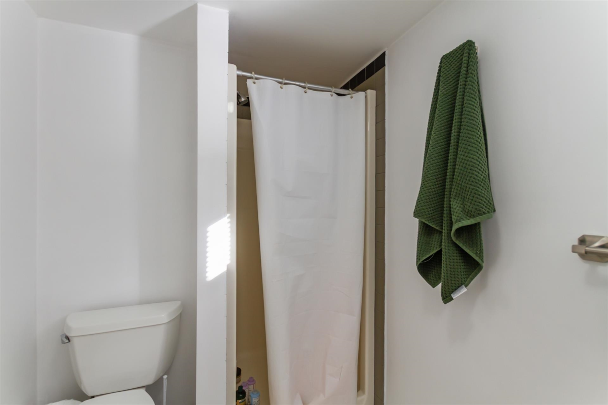 Mudroom Photo of 1925 Adanac Street, Vancouver, BC