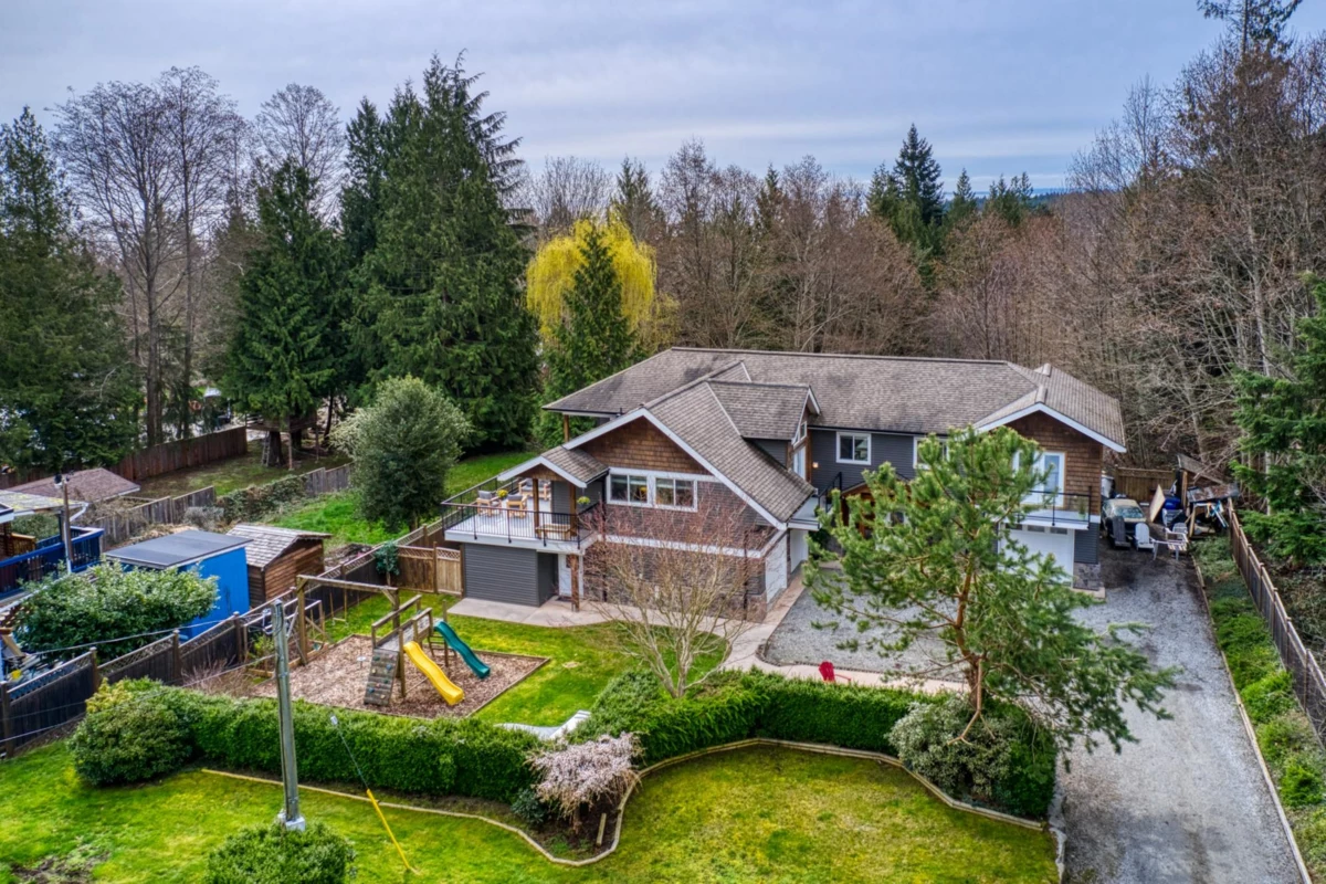 Dining Area Photo of 6251 Jasper Road, Sechelt, BC