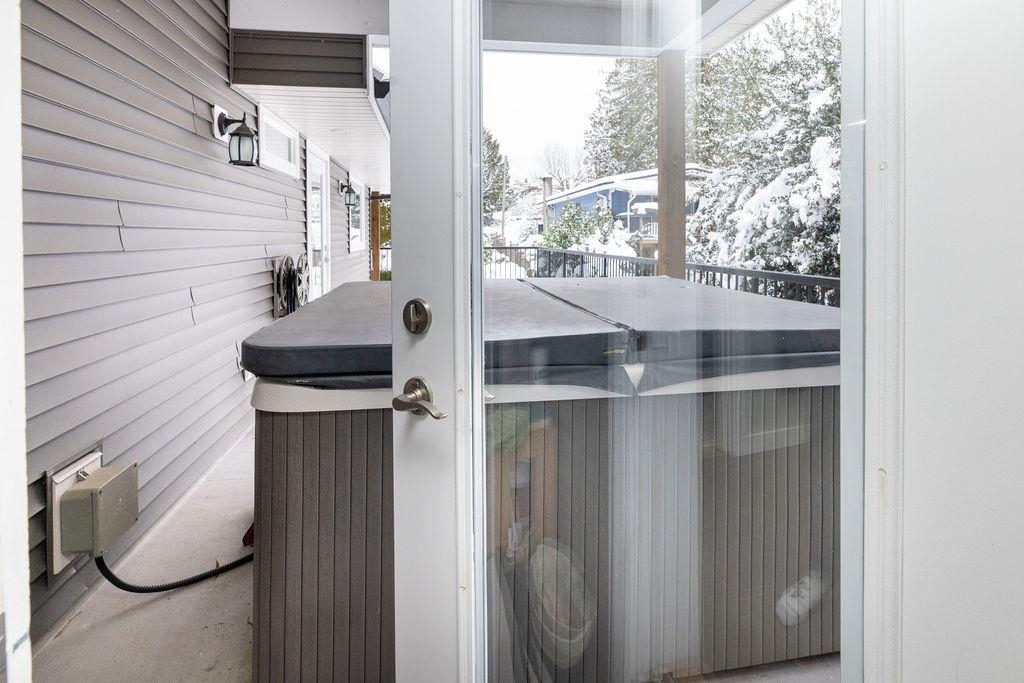 Garden / Landscaping Photo of 6251 Jasper Road, Sechelt, BC