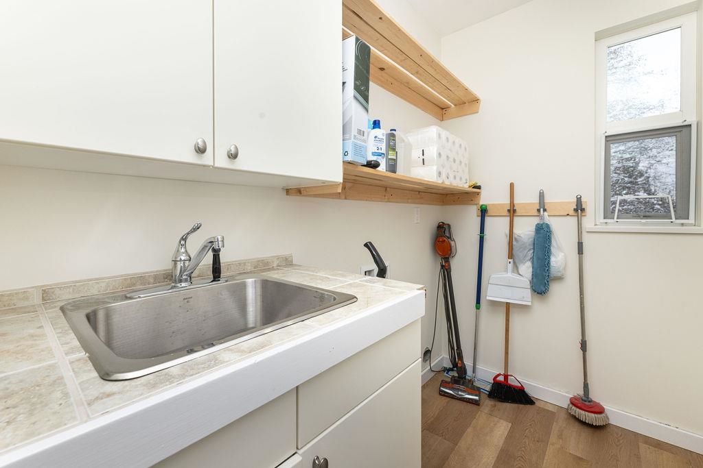 Swimming Pool Photo of 6251 Jasper Road, Sechelt, BC