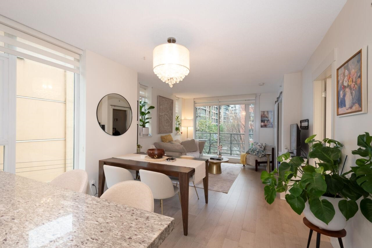 Kitchen Photo of 406 1133 Homer Street, Vancouver, BC