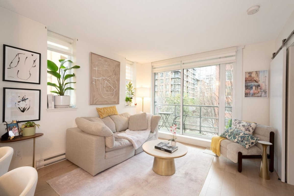 Living Room Photo of 406 1133 Homer Street, Vancouver, BC