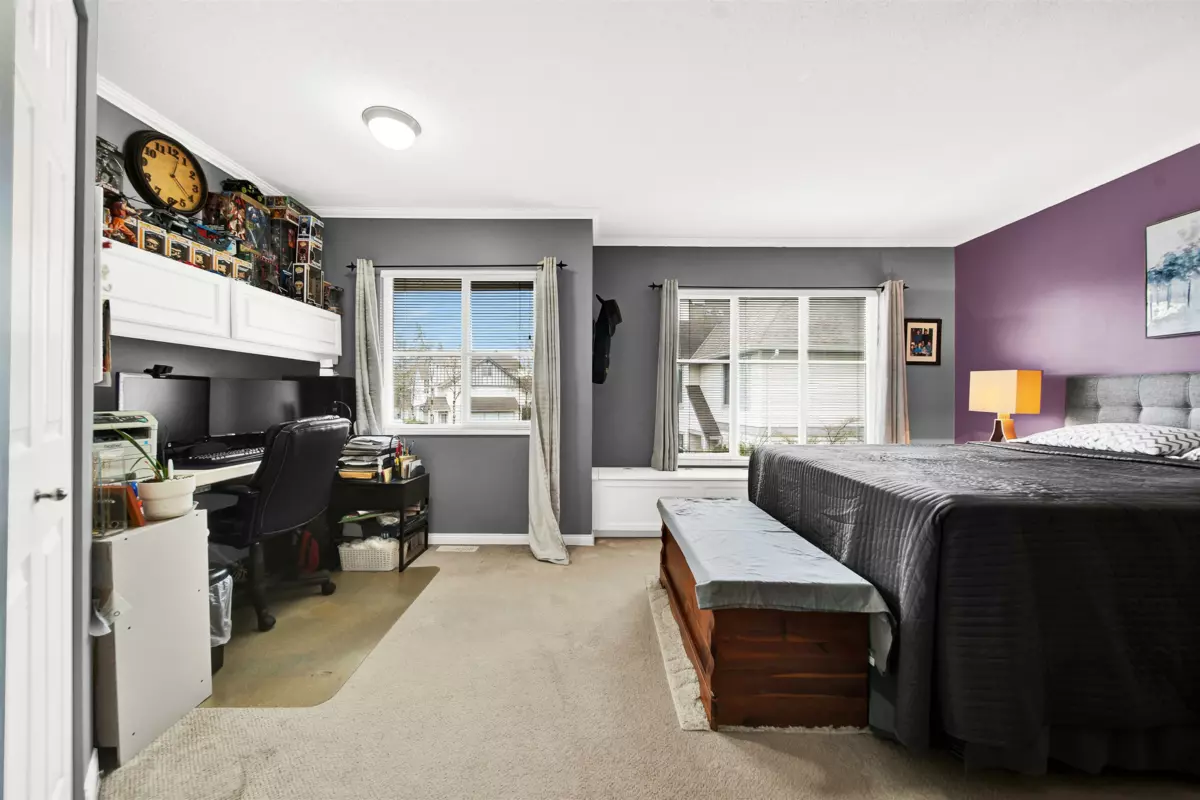 Entry Foyer Photo of 74 6465 184a Street, Surrey, BC