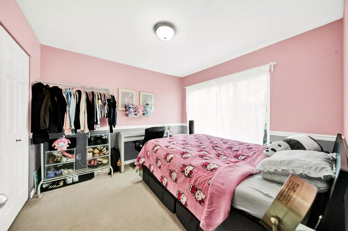 Hallway Photo of 74 6465 184a Street, Surrey, BC