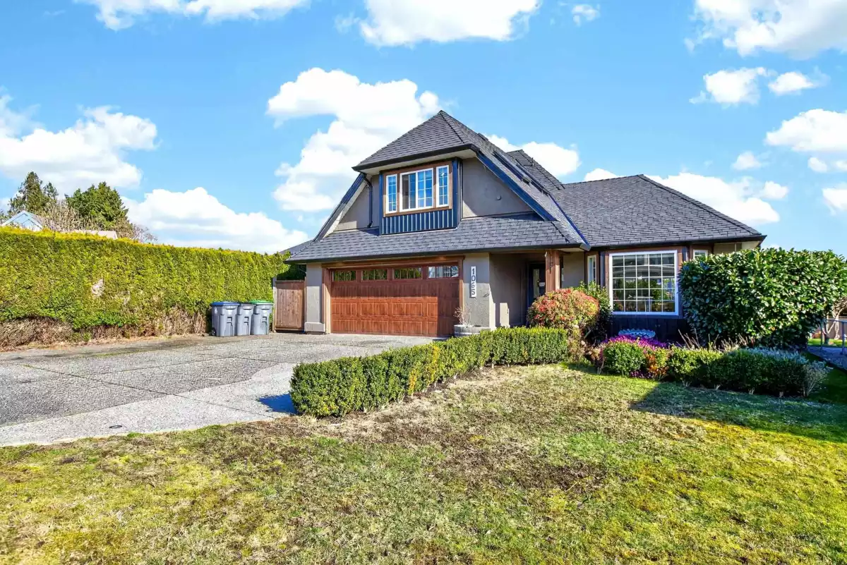 Exterior Rear Photo of 1065 King George Boulevard, Surrey, BC