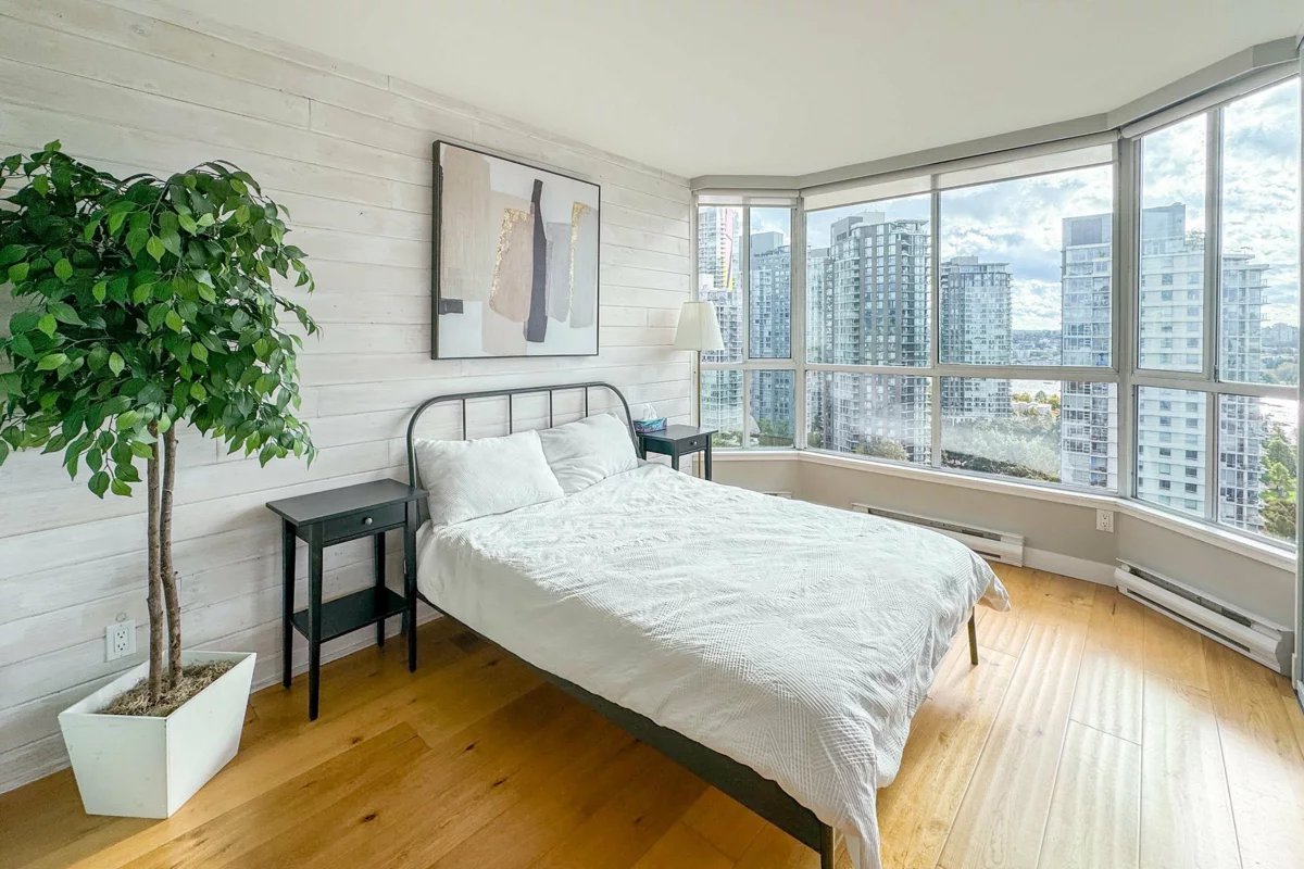 Basement Recreation Room Photo of 2207 1500 Howe Street, Vancouver, BC