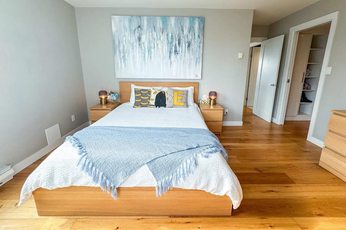 Hallway Photo of 2207 1500 Howe Street, Vancouver, BC