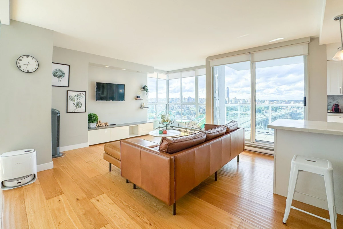 Primary Bathroom Photo of 2207 1500 Howe Street, Vancouver, BC