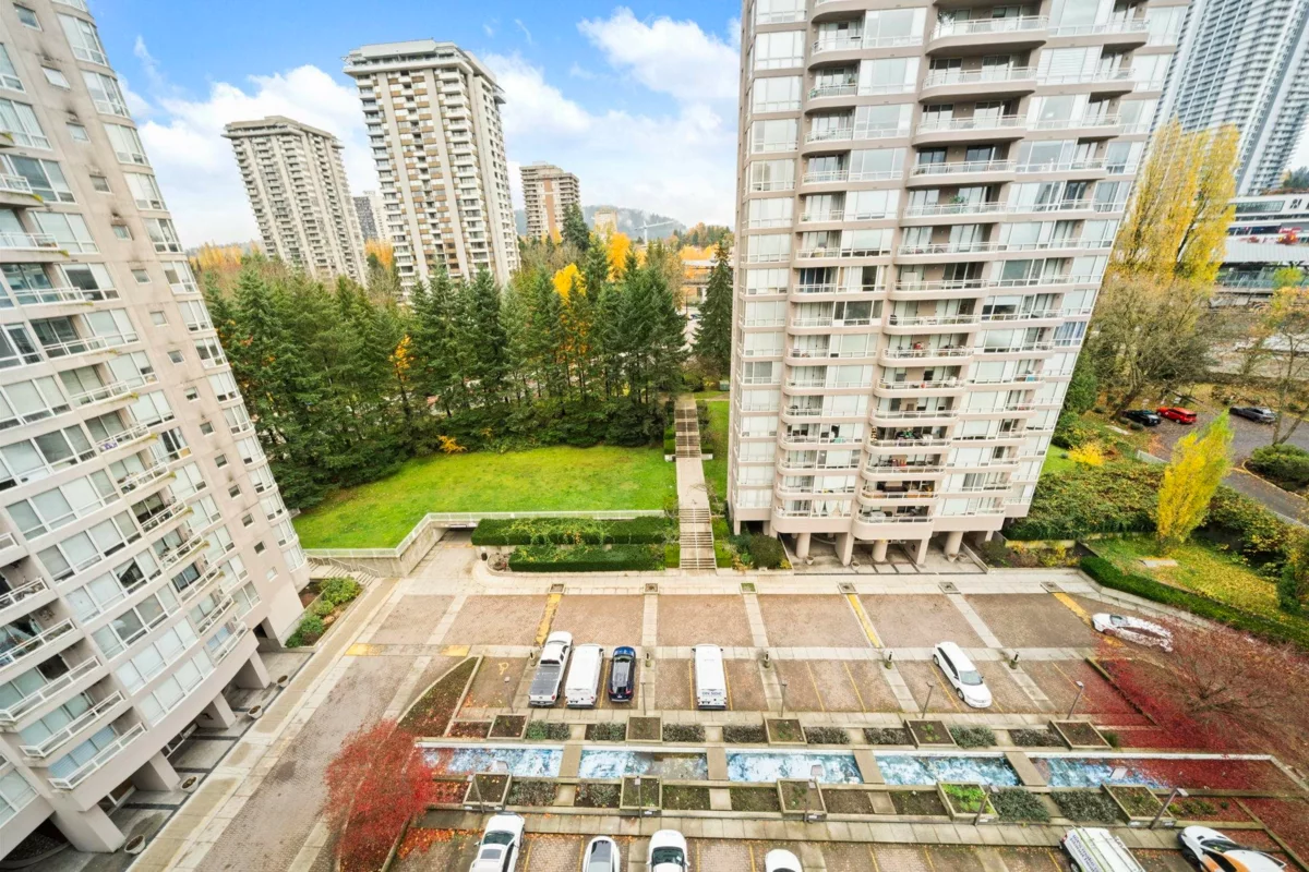 Outdoor Patio Photo of 1101 9623 Manchester Drive, Burnaby, BC