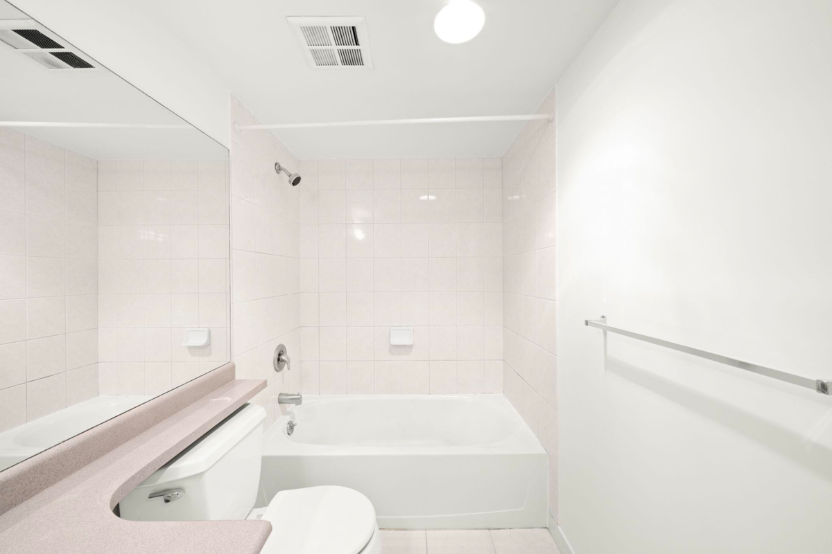 Powder Room Photo of 1101 9623 Manchester Drive, Burnaby, BC