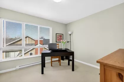 Guest Bathroom Photo of 6 19505 68a Avenue, Surrey, BC