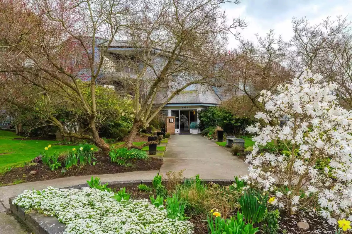 Exterior Rear Photo of 306 14950 Thrift Avenue, White Rock, BC