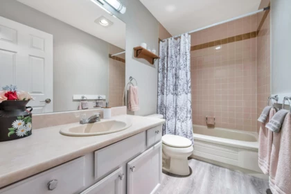 Loft / Bonus Room Photo of 306 14950 Thrift Avenue, White Rock, BC