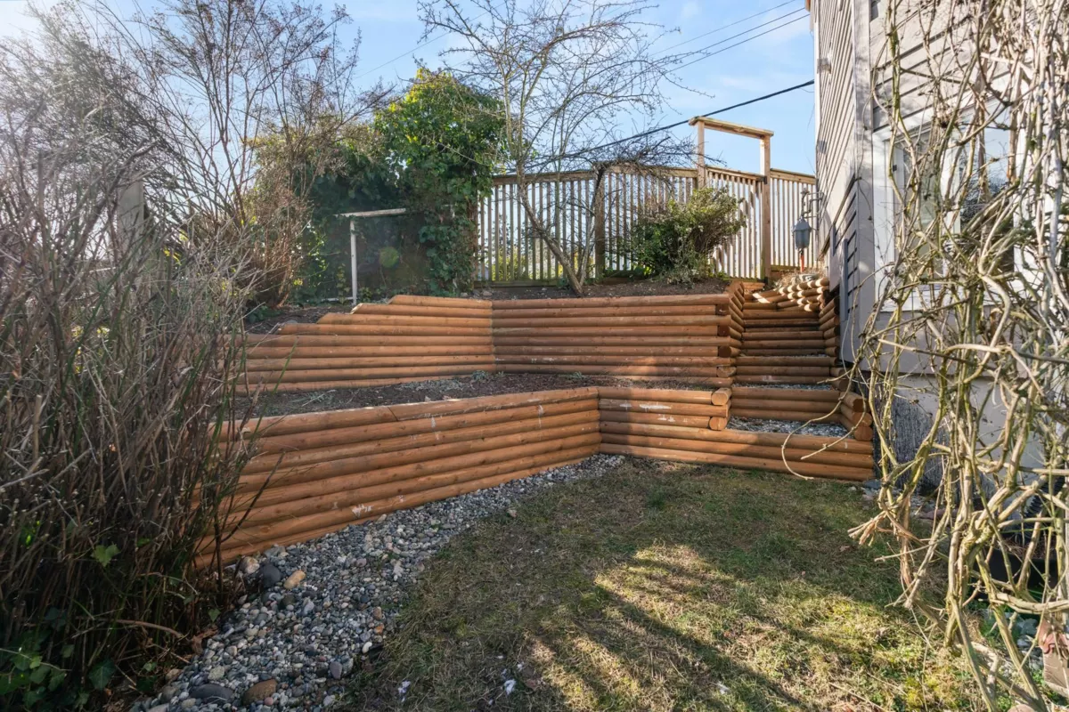 Swimming Pool Photo of 1480 View Crescent, Delta, BC